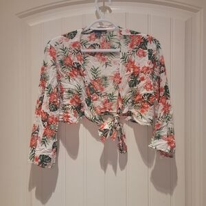 💥4 for $25💥Long sleeve tied crop top